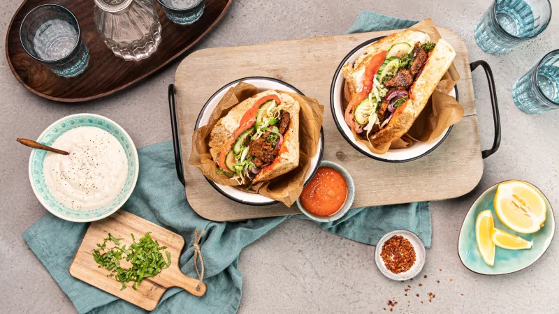 Seitan am Spieß: Wie Berlin den veganen Döner erfindet – und ob er was taugt
